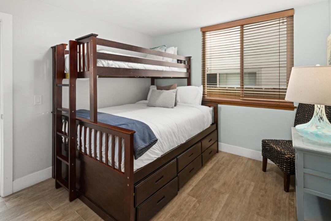 Photo of Bedroom in South Mission Beach