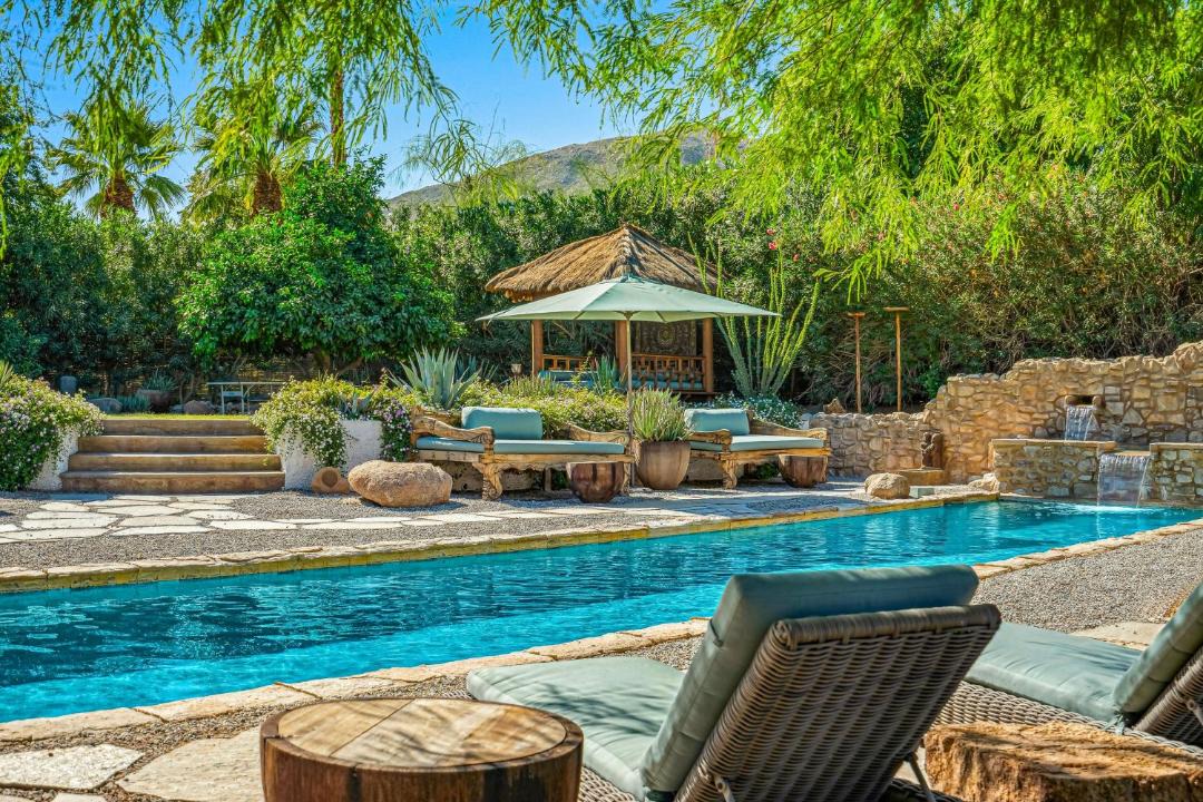 Photo of Outdoor in Magnesia Falls Cove