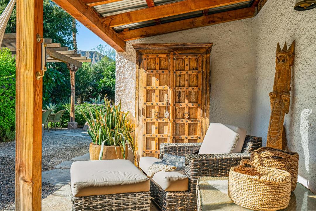 Photo of Patio Balcony in Magnesia Falls Cove
