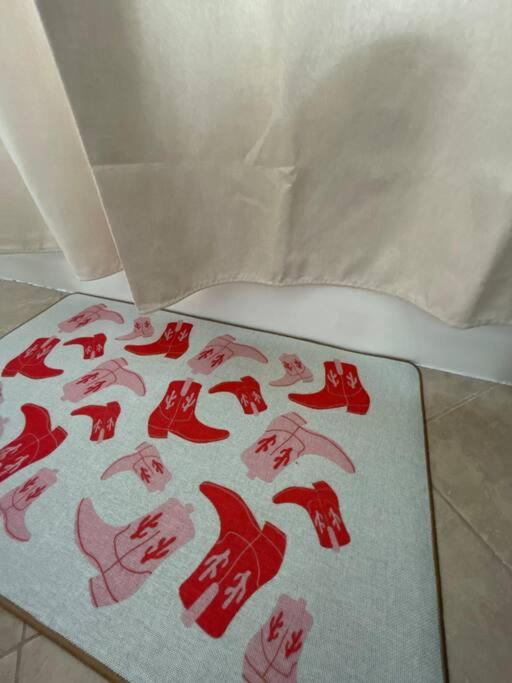 Photo of Bedroom in East Side Costa Mesa