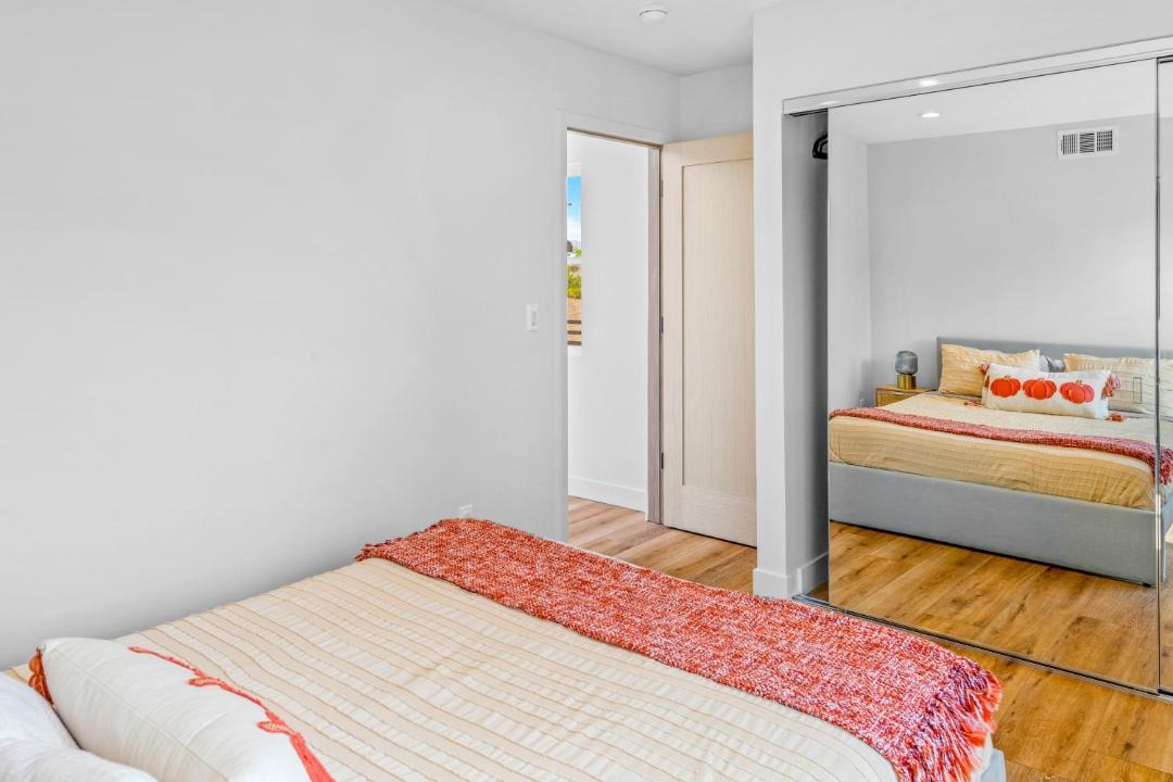 Photo of Bedroom in Sherman Oaks