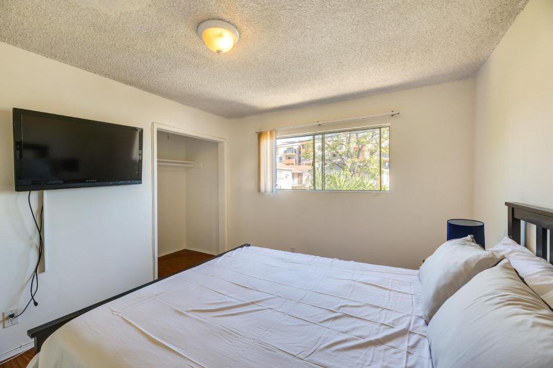 Photo of Bedroom in NoHo Arts District