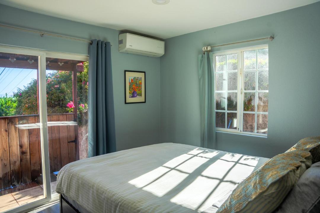 Photo of Bedroom in Millbrae