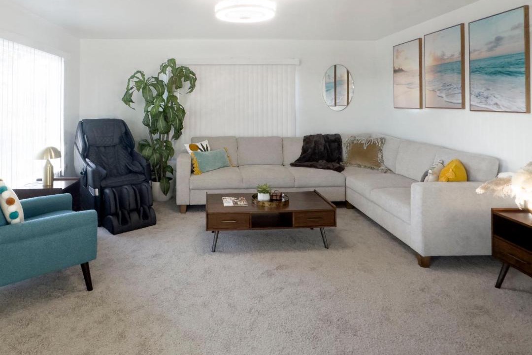 Photo of Livingroom in Ventura