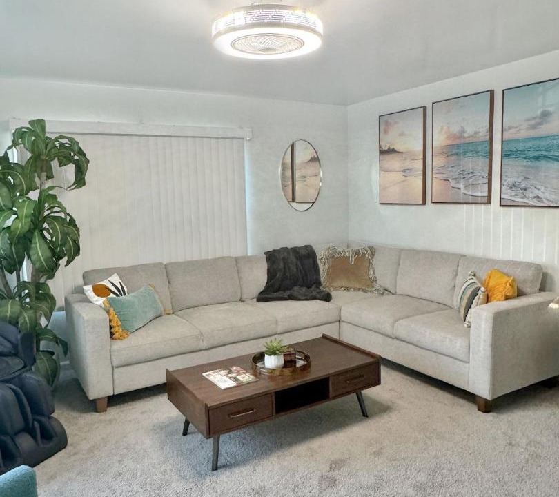 Photo of Livingroom in Ventura