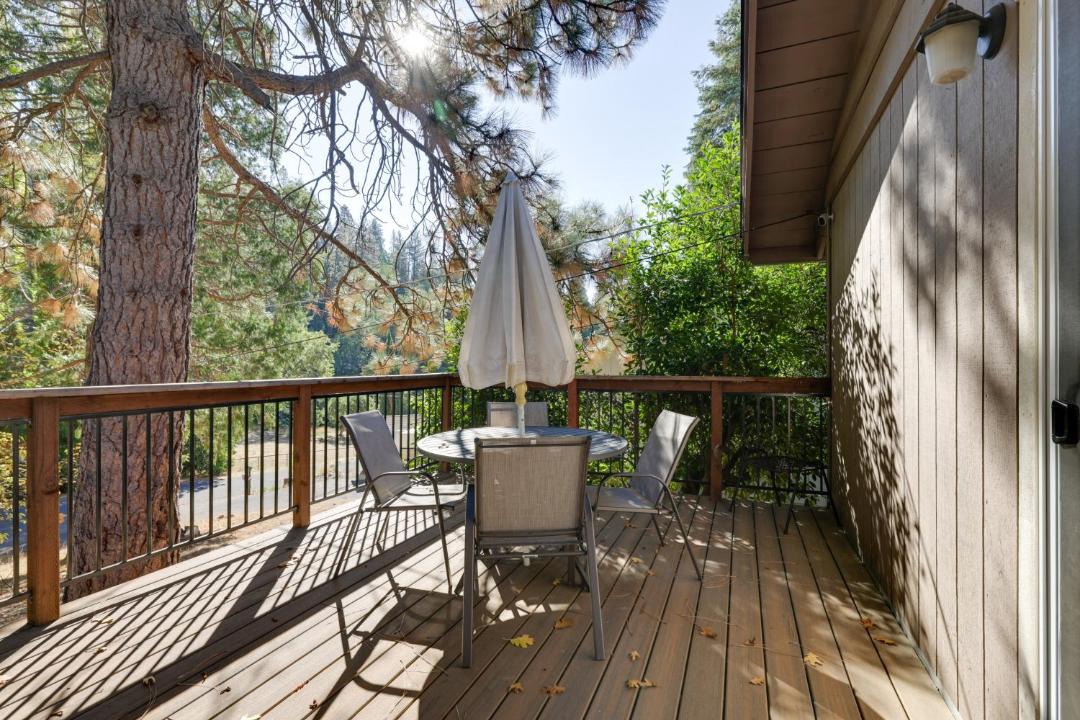 Photo of Patio Balcony in Twain Harte
