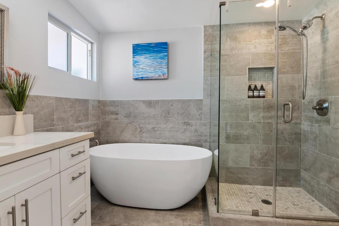 Photo of Bathroom in North Hollywood