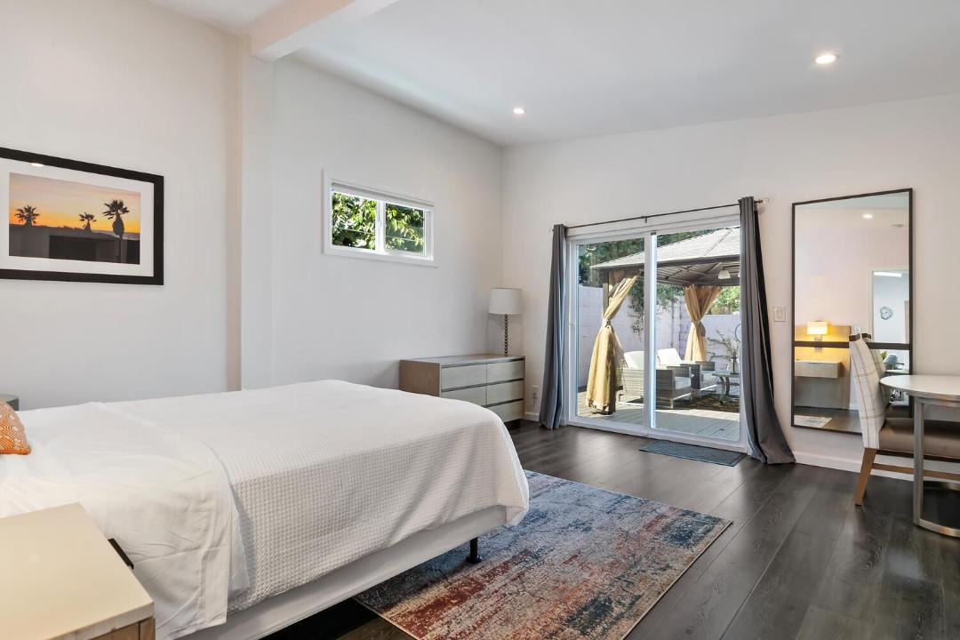 Photo of Bedroom in North Hollywood