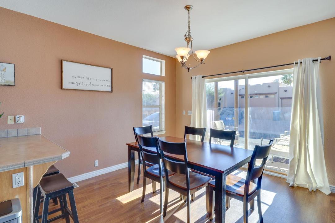 Photo of Livingroom in Needles