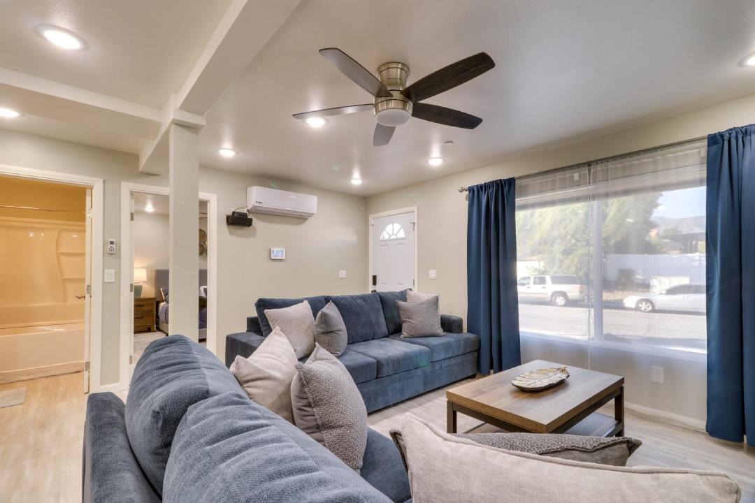 Photo of Livingroom in Fontana