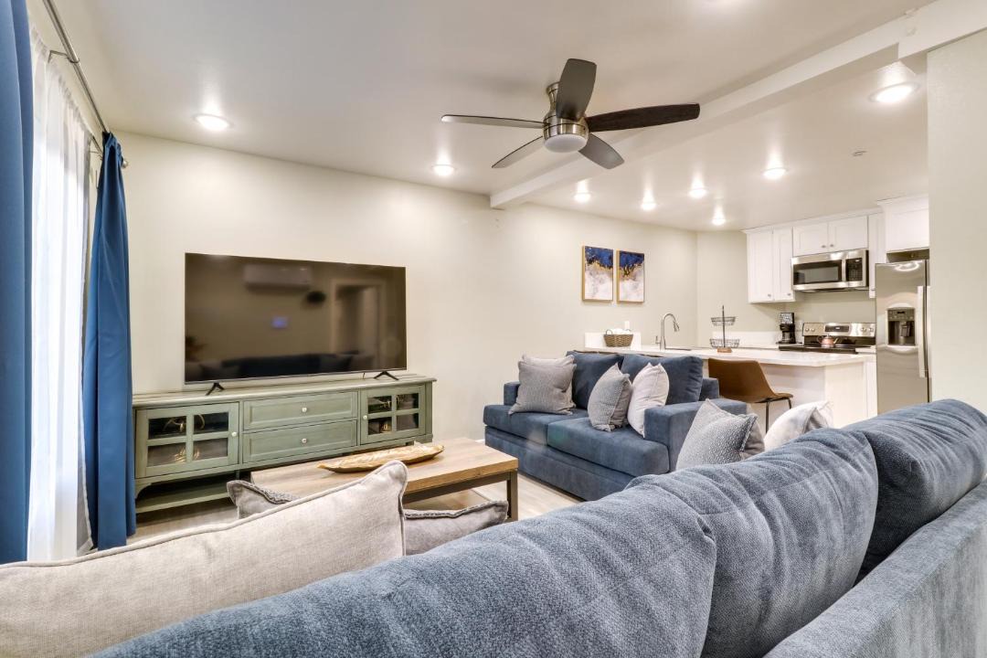 Photo of Livingroom in Fontana
