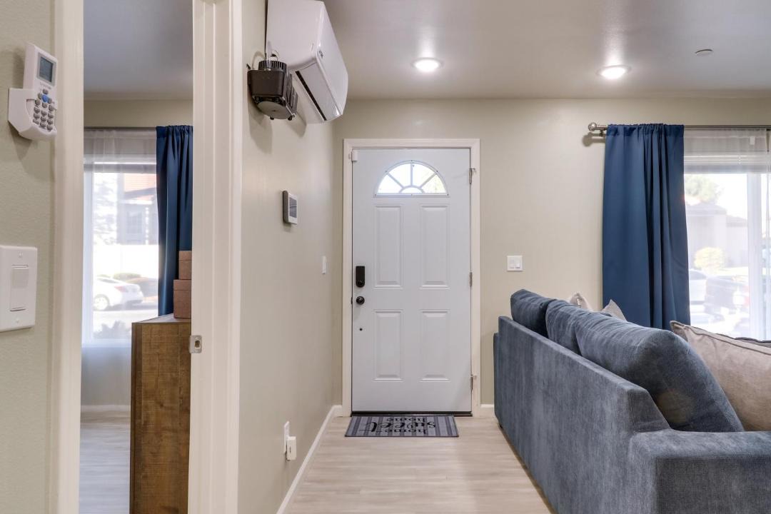 Photo of Livingroom in Fontana