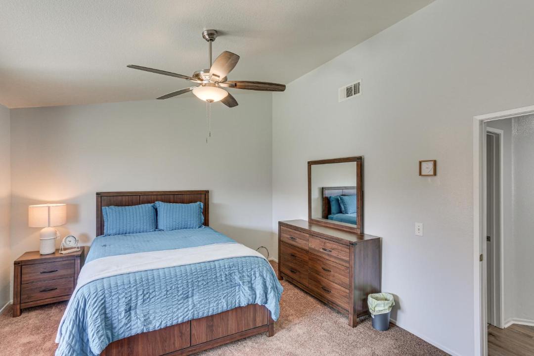 Photo of Bedroom in Victorville