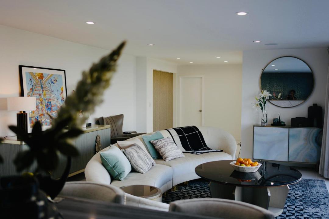 Photo of Others in Hollywood Hills West