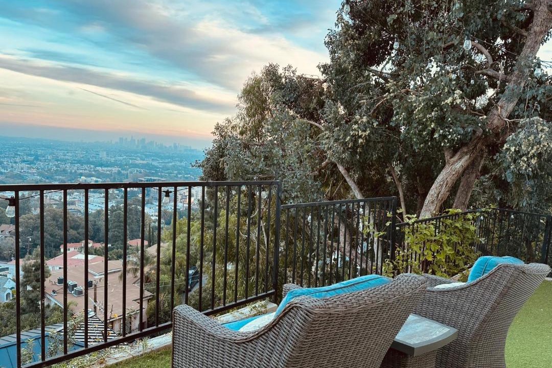 Photo of Patio Balcony in Hollywood Hills West