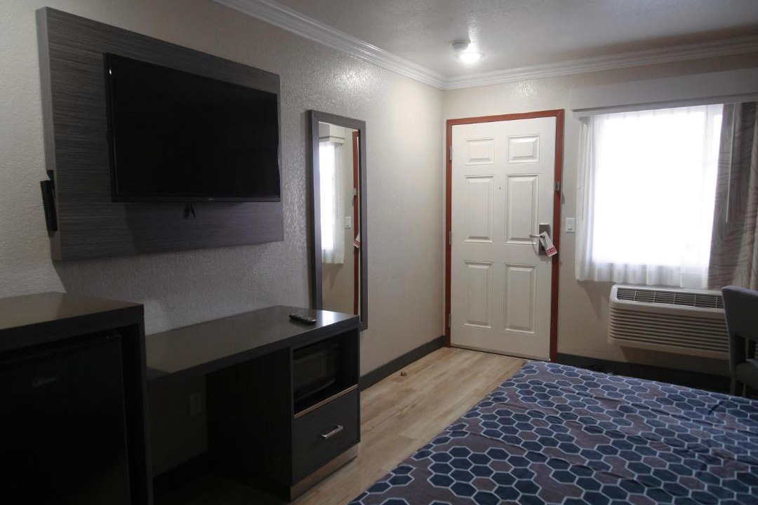 Photo of Bedroom in Rialto