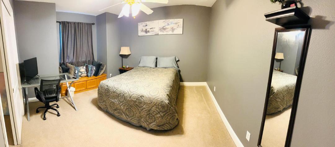Photo of Bedroom in Raisin