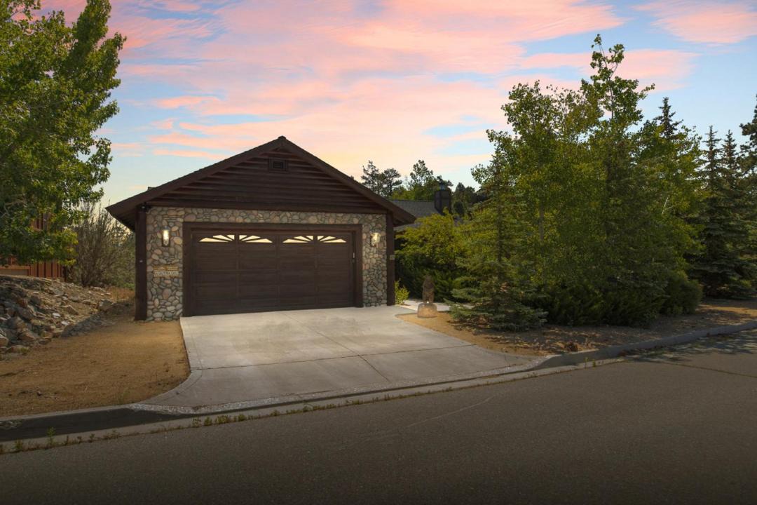 Photo of Others in Castle Glen Estates