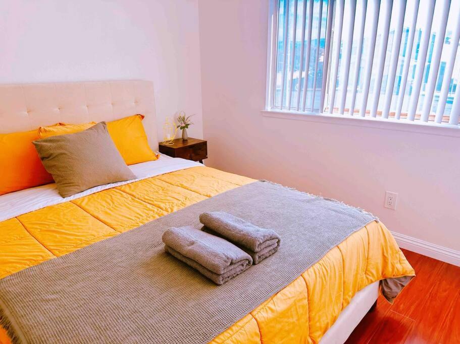 Photo of Bedroom in Rowland Heights