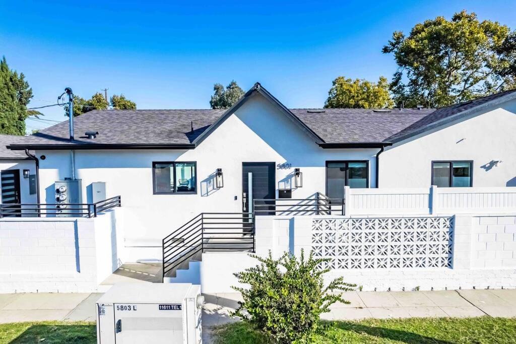 Photo of Buildings in North Hollywood