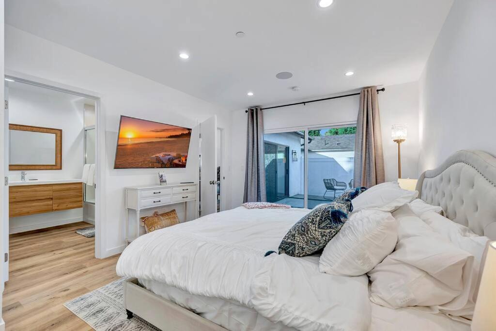 Photo of Bedroom in North Hollywood