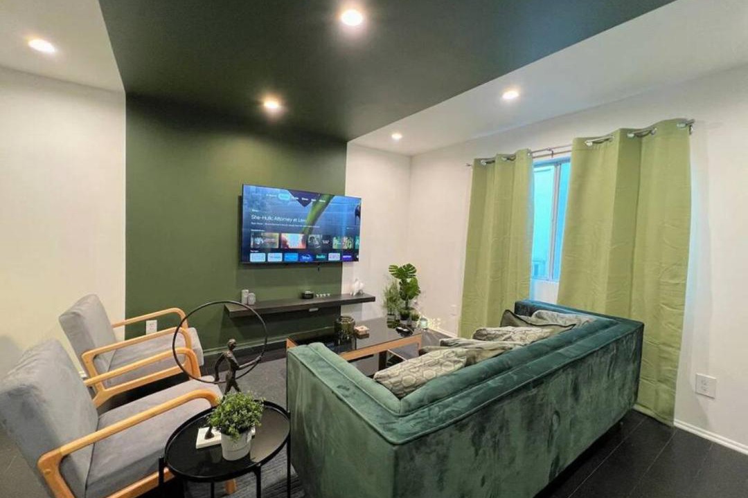 Photo of Livingroom in Universal City