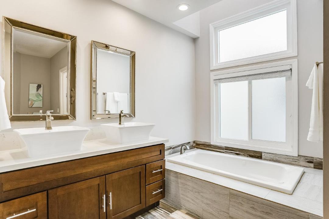 Photo of Bathroom in South Mission Beach
