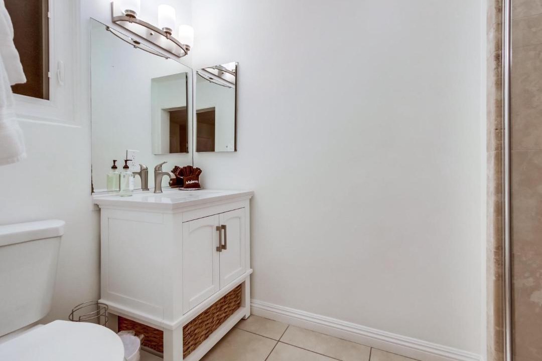 Photo of Bathroom in La Jolla Mesa