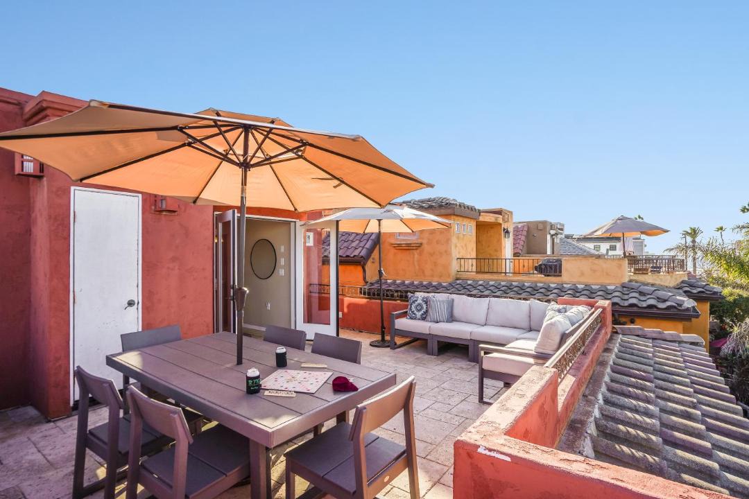 Photo of Patio Balcony in South Mission Beach