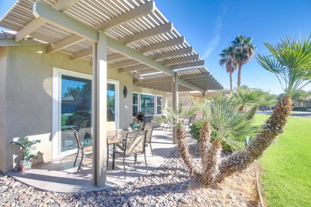 Photo of Buildings in Indio