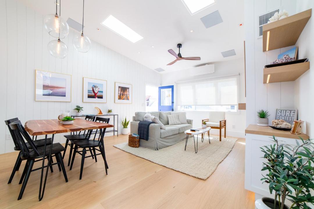 Photo of Livingroom in West Newport