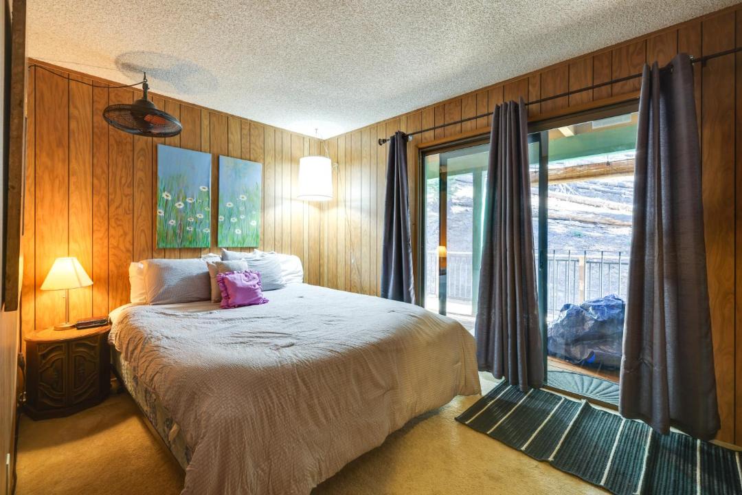 Photo of Bedroom in Pinecrest