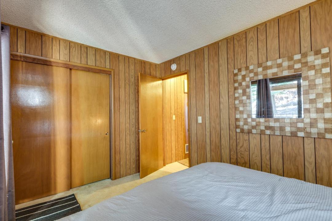Photo of Bedroom in Pinecrest