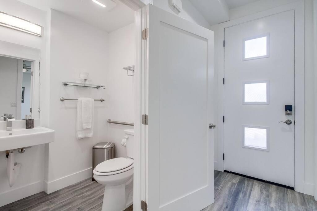 Photo of Bathroom in University Heights