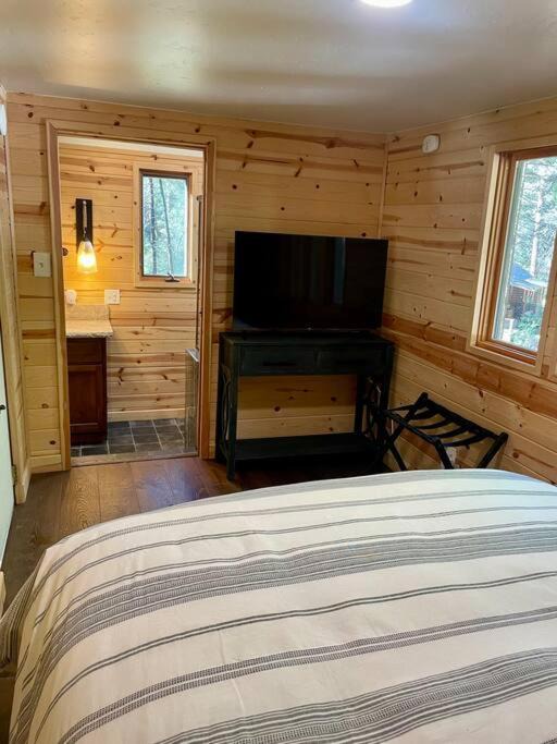 Photo of Bedroom in Camp Nelson