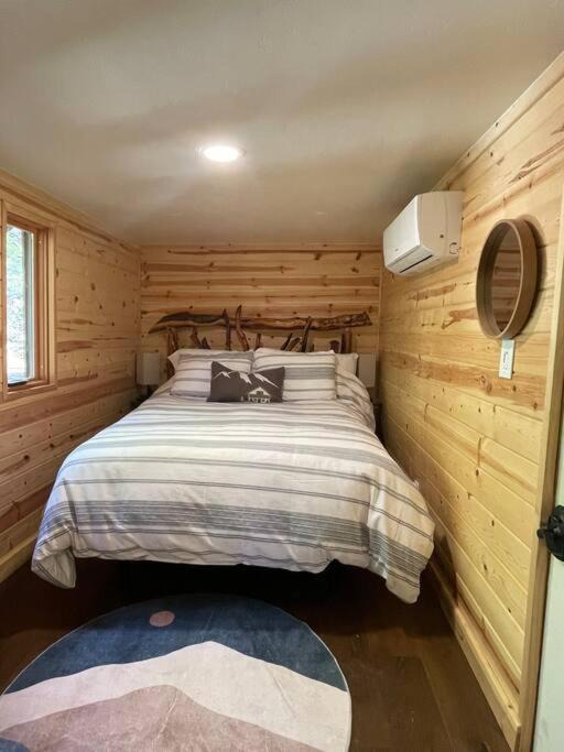 Photo of Bedroom in Camp Nelson