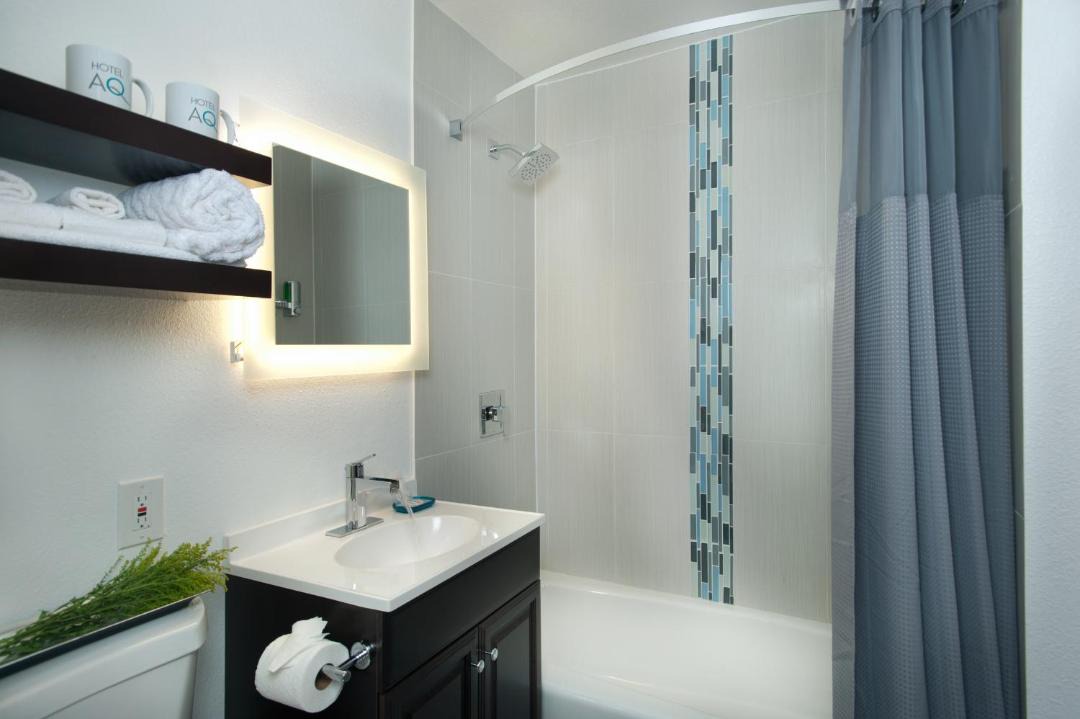 Photo of Bathroom in Roseville - Fleet Ridge