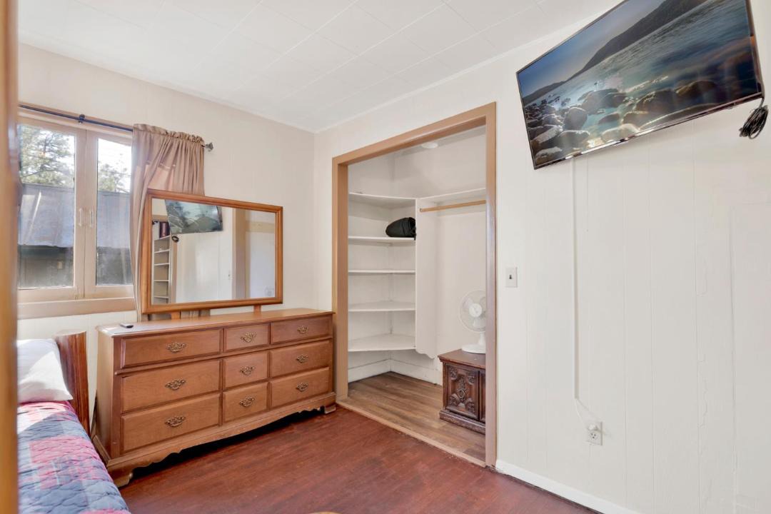 Photo of Bedroom in Big Bear Lake