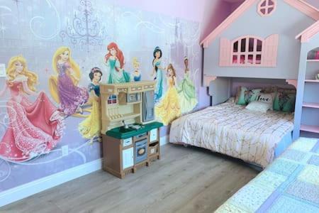 Photo of Bedroom in Southwest Anaheim