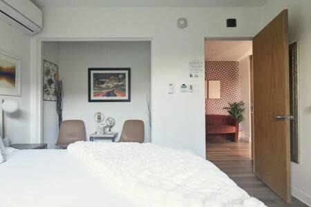 Photo of Bedroom in Ladera Heights