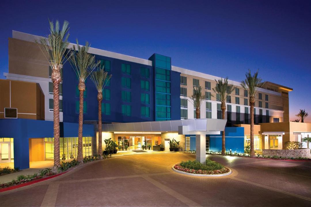Photo of Buildings in Aliso Viejo
