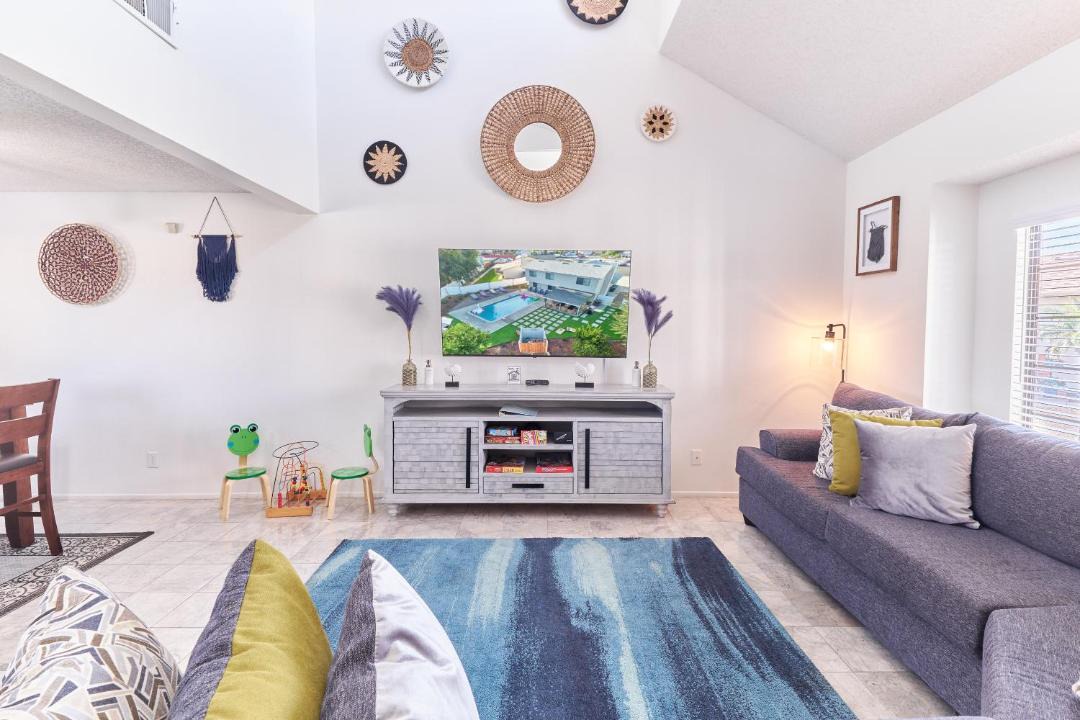 Photo of Livingroom in Hemet