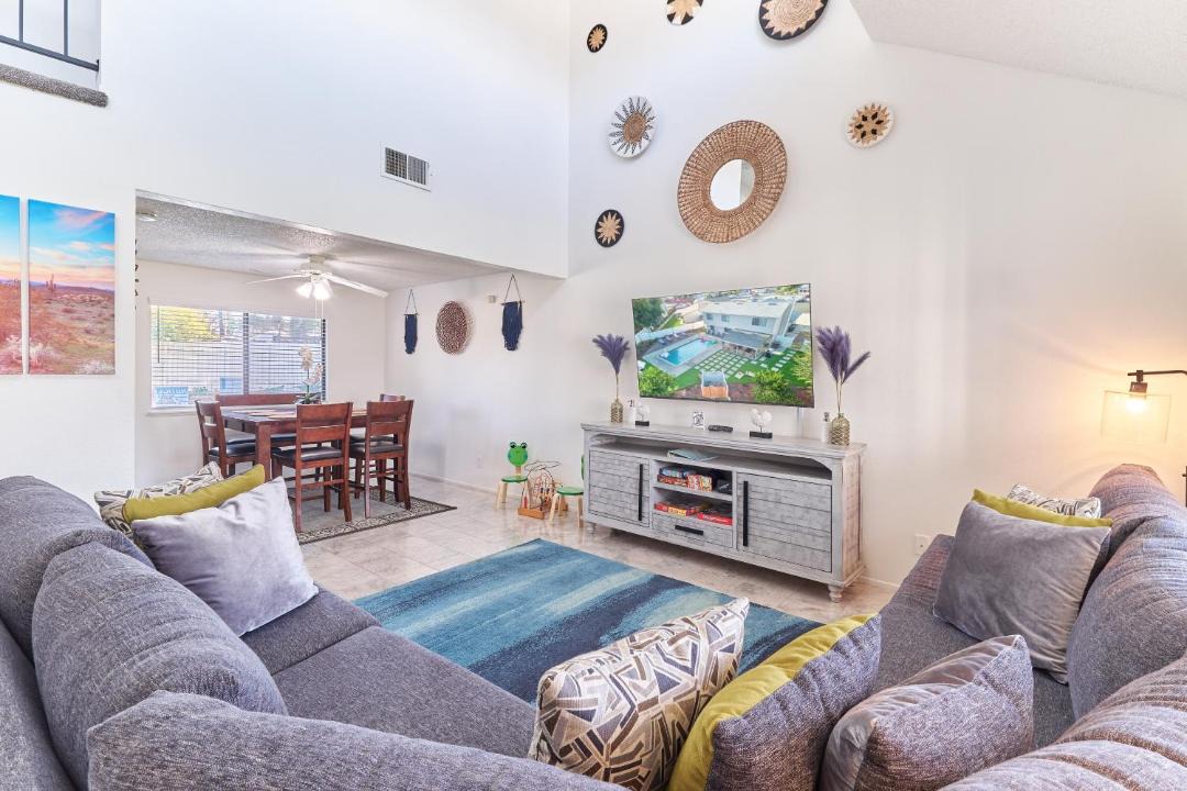 Photo of Livingroom in Hemet