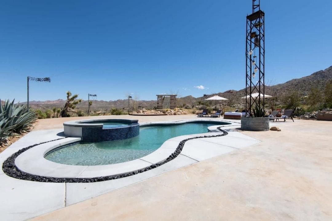 Photo of Others in Joshua Tree Highlands