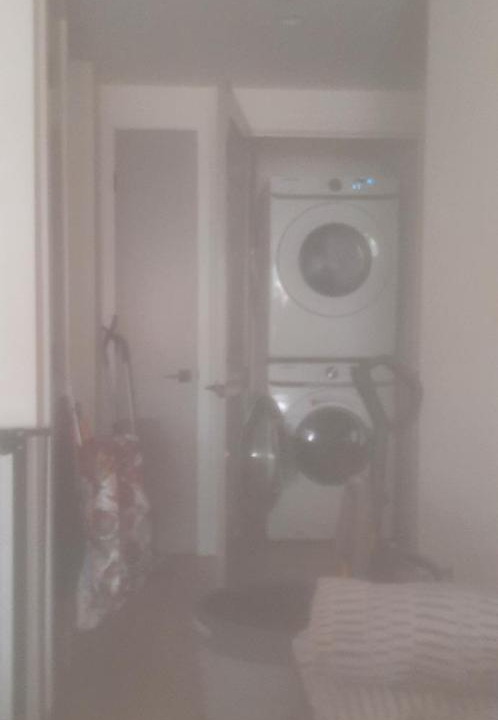 Photo of Bathroom in Wilshire Center