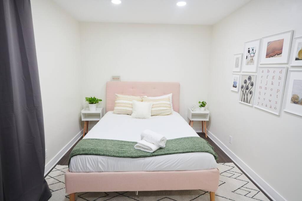 Photo of Bedroom in Del Aire