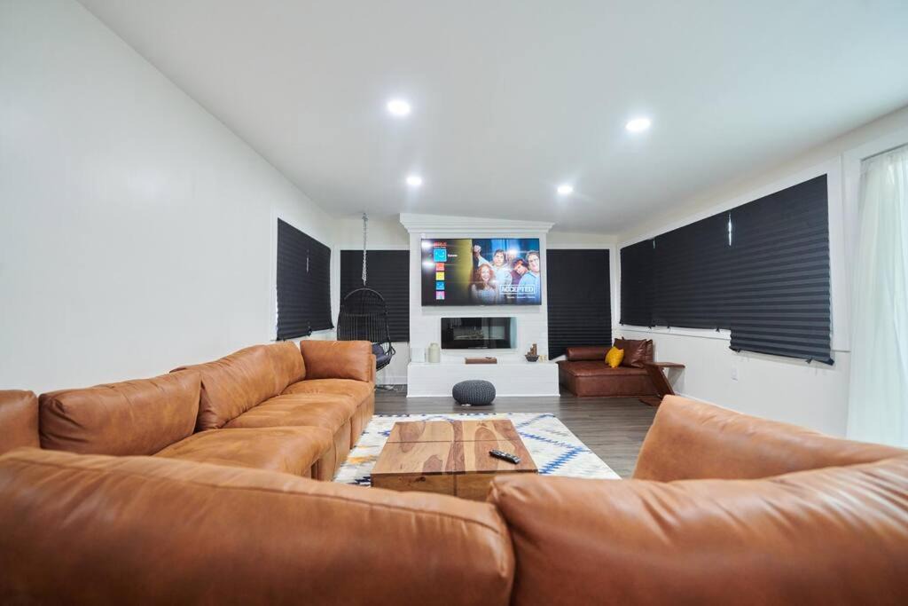 Photo of Livingroom in Del Aire