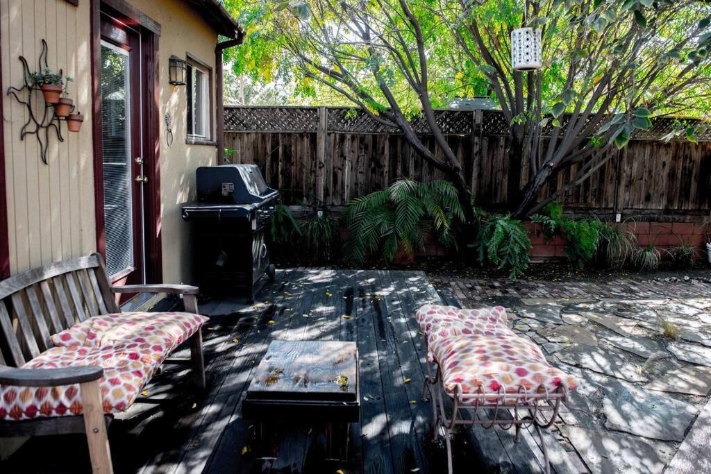 Photo of Patio Balcony in North Hollywood