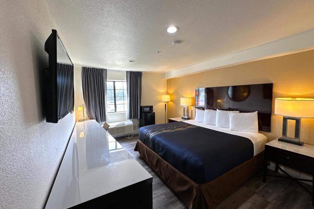 Photo of Bedroom in Vista