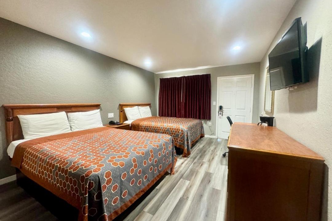 Photo of Bedroom in Oroville